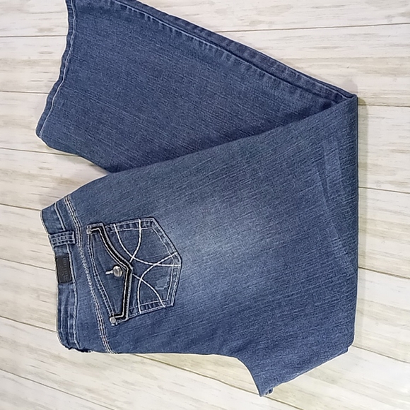 Love Nation Denim - Love Nation Bootcut Distressed Blue Jeans Size 20